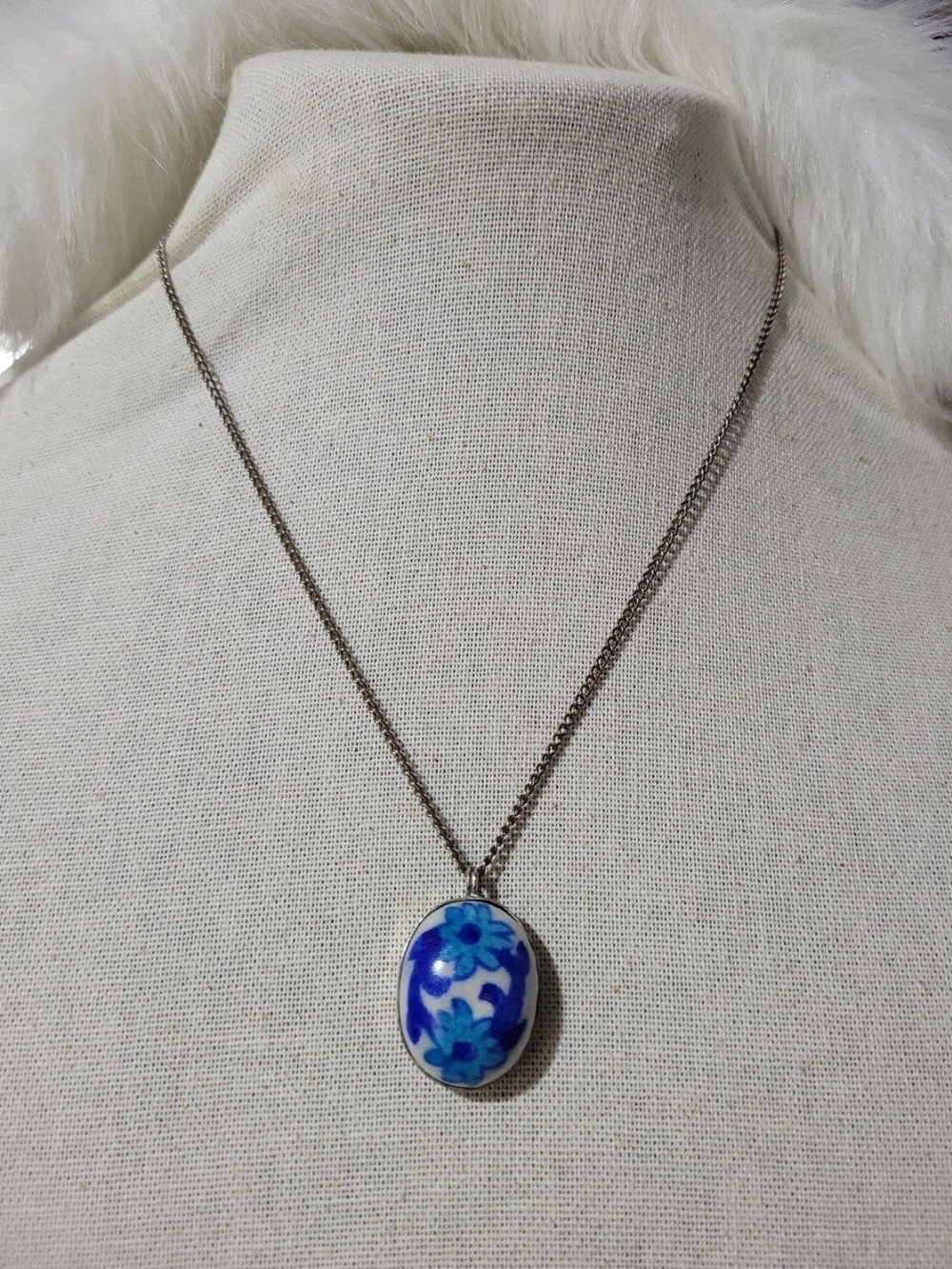 Vintage Porcelain Pendant Necklace